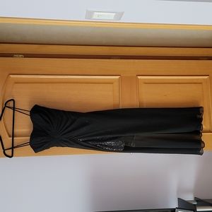 Sleeveless Long Calvin Klein's Sequin Bodice Dress with a high slit in Size 8